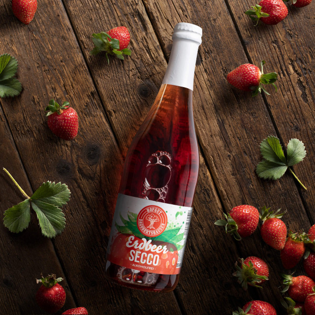 Alkoholfreier Erdbeer-Secco